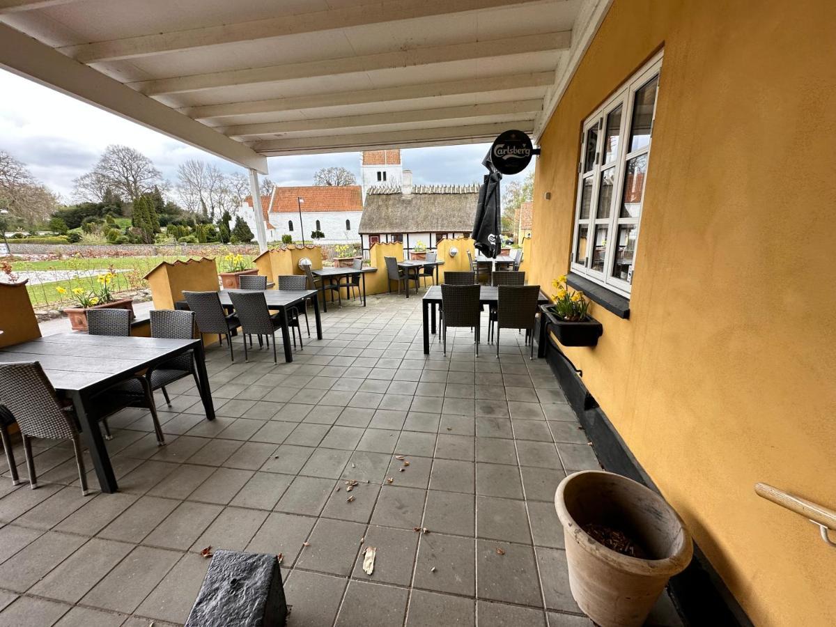 Oro Kro & Hotel Exterior foto